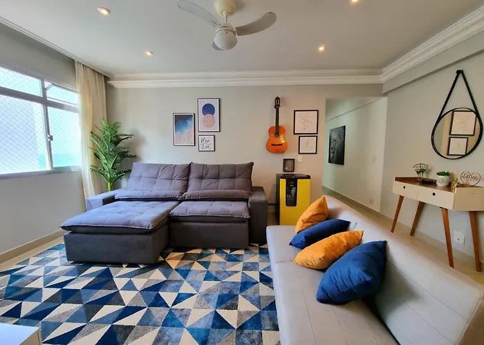 Apartamento Guarujá, Frente Mar, Pé na areia, moderno!!!